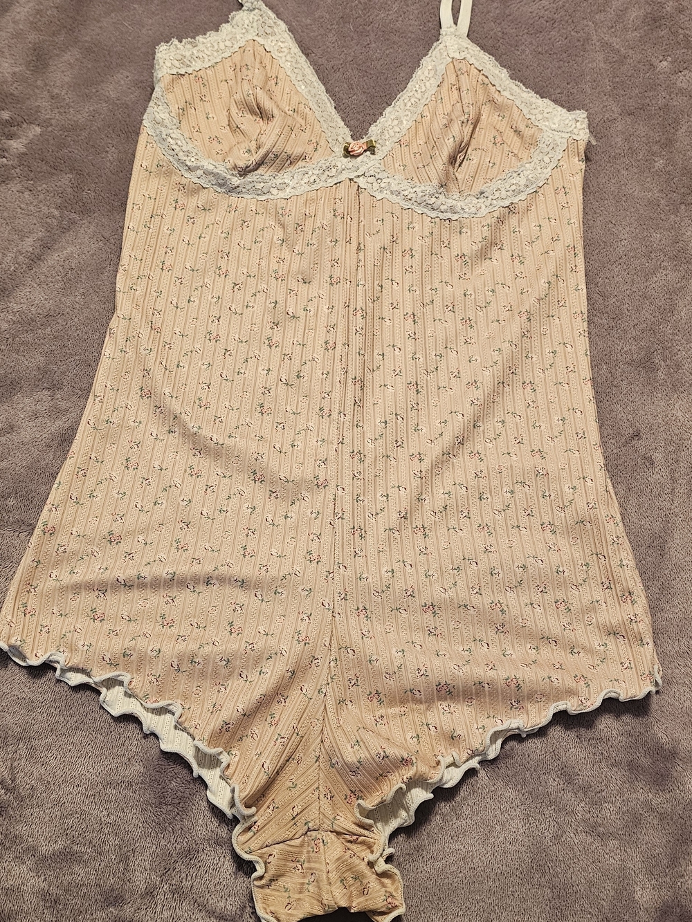 Women's Floral Lace-Trim Romper Bodysuit - Pink